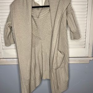 BCBG cardigan